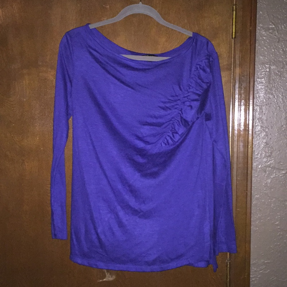 Women’s detailed blouse
